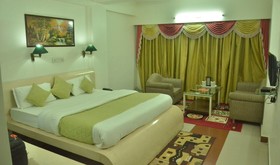 Mayfair Inn by Fabhotel