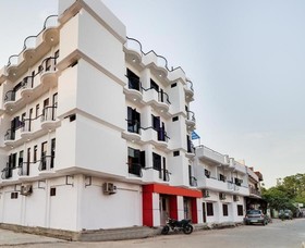 Aaryan Lucknow by Goroomgo