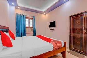 Chauhan Palace by OYO Rooms