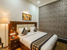 Edition O 30009 Skyhilton Alam Bagh