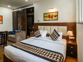 Edition O 30009 Skyhilton Alam Bagh