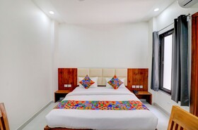 Fabexpress The Regalia Inn
