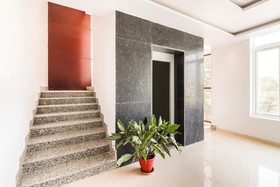 Gayatri Palace by OYO Rooms