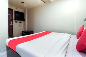 Goroomgo Kabir Charbagh Lucknow