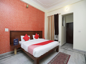 Home Stay Shikhar Paradise By OYO Rooms
