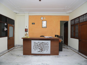 Home Stay Shikhar Paradise By OYO Rooms
