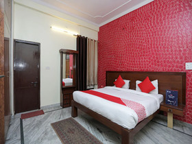 Home Stay Shikhar Paradise By OYO Rooms