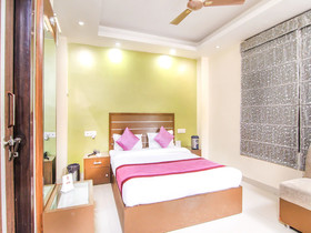 Hotel Acumen Inn