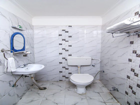 Hotel Acumen Inn