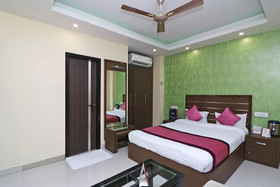 Hotel Acumen Inn