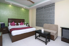 Hotel Acumen Inn