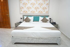 Hotel Blossom Inn