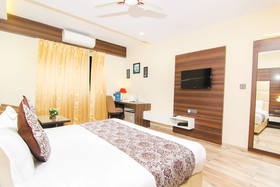 Hotel Moments Lucknow