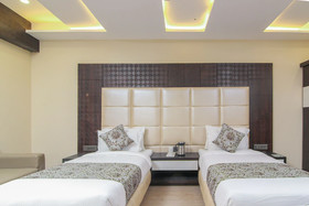 Hotel Moments Lucknow
