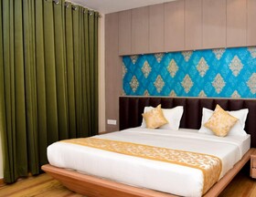 Hotel Olive Crown