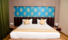 Hotel Olive Crown