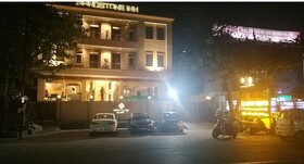 Hotel Sandstone Inn