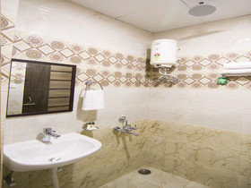 Hotel Sunrise by City Culture By OYO Rooms