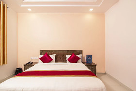 Hotel Sunrise by City Culture By OYO Rooms