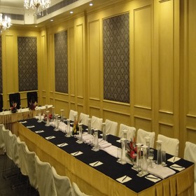 La Place Sarovar Portico