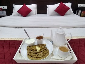 Lotus Hotel