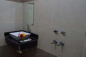 Lotus Hotel
