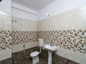OYO 18375 Jd Palace