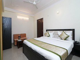 OYO 18375 Jd Palace