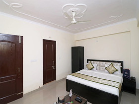 OYO 18375 Jd Palace