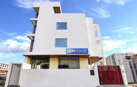 OYO 22356 Heaven Grand