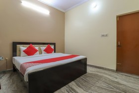 OYO 49061 Hotel Green Retreat