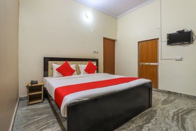 OYO 49061 Hotel Green Retreat