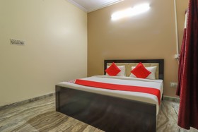 OYO 49061 Hotel Green Retreat