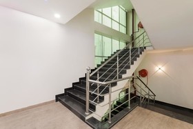 OYO 78997 The Maharaja Inn