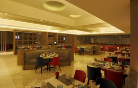 Ramada Plaza by Wyndham Lucknow Hotel and Convention Centre