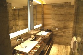 Renaissance Lucknow Hotel