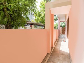 Safeway Inn by OYO Rooms