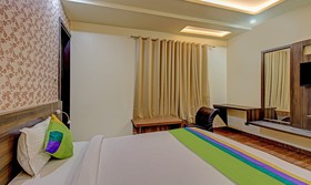 Sam Inn by Treebo Hotels