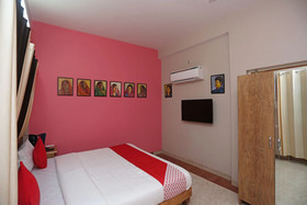 Sara Grand By OYO Rooms