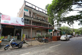 Sara Grand By OYO Rooms