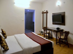 Tarang Banquets & Conference Centre