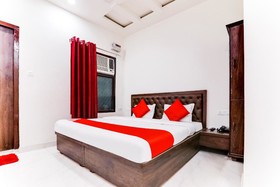 Hotel Rise by OYO Rooms