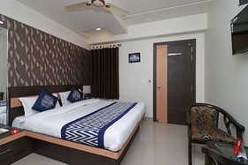 Hotel Tushar Residency