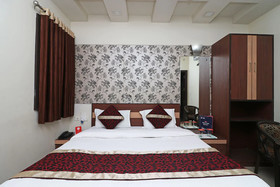 Hotel Tushar Residency