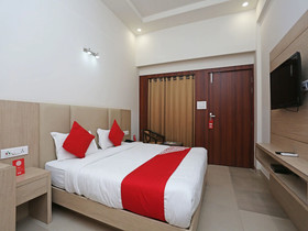 Lotus Grand Hotel And Resort