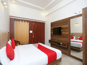 Lotus Grand Hotel And Resort