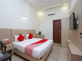 Lotus Grand Hotel And Resort