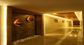 Nidhivan Sarovar Portico