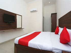 Prakash Farm BY OYO Rooms
