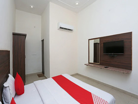 Prakash Farm BY OYO Rooms